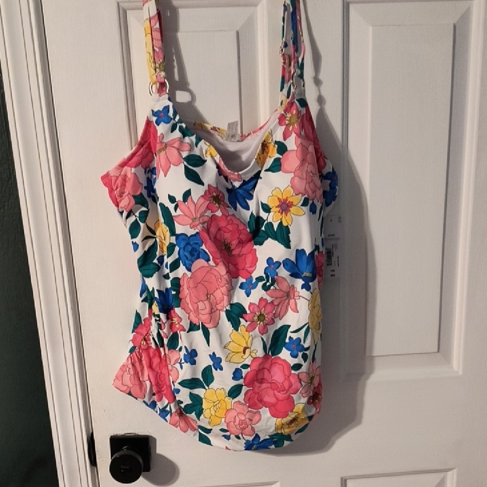NWT 24W Tankini Top Liz Claiborne Pink and Blue Ruched